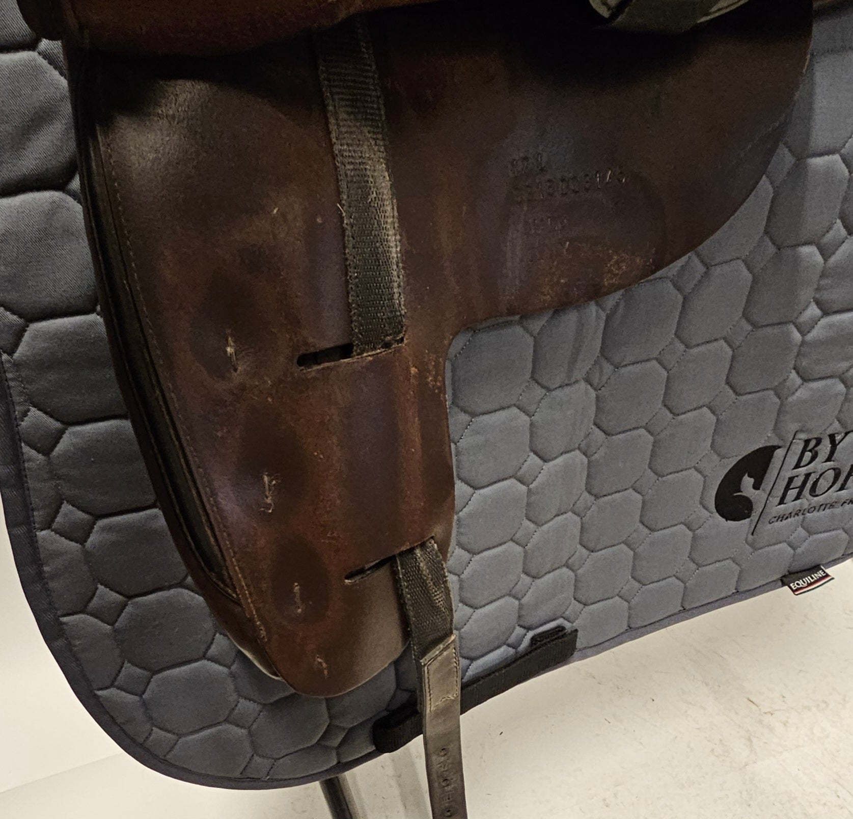 Equiline Contest Dressyrsadel 17"/MW