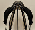 Load image into Gallery viewer, Equipe Viktoria Dressyrsadel 17,5"/+2
