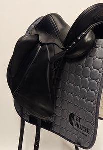 Equiline Alissum Dressyrsadel 17"/MW