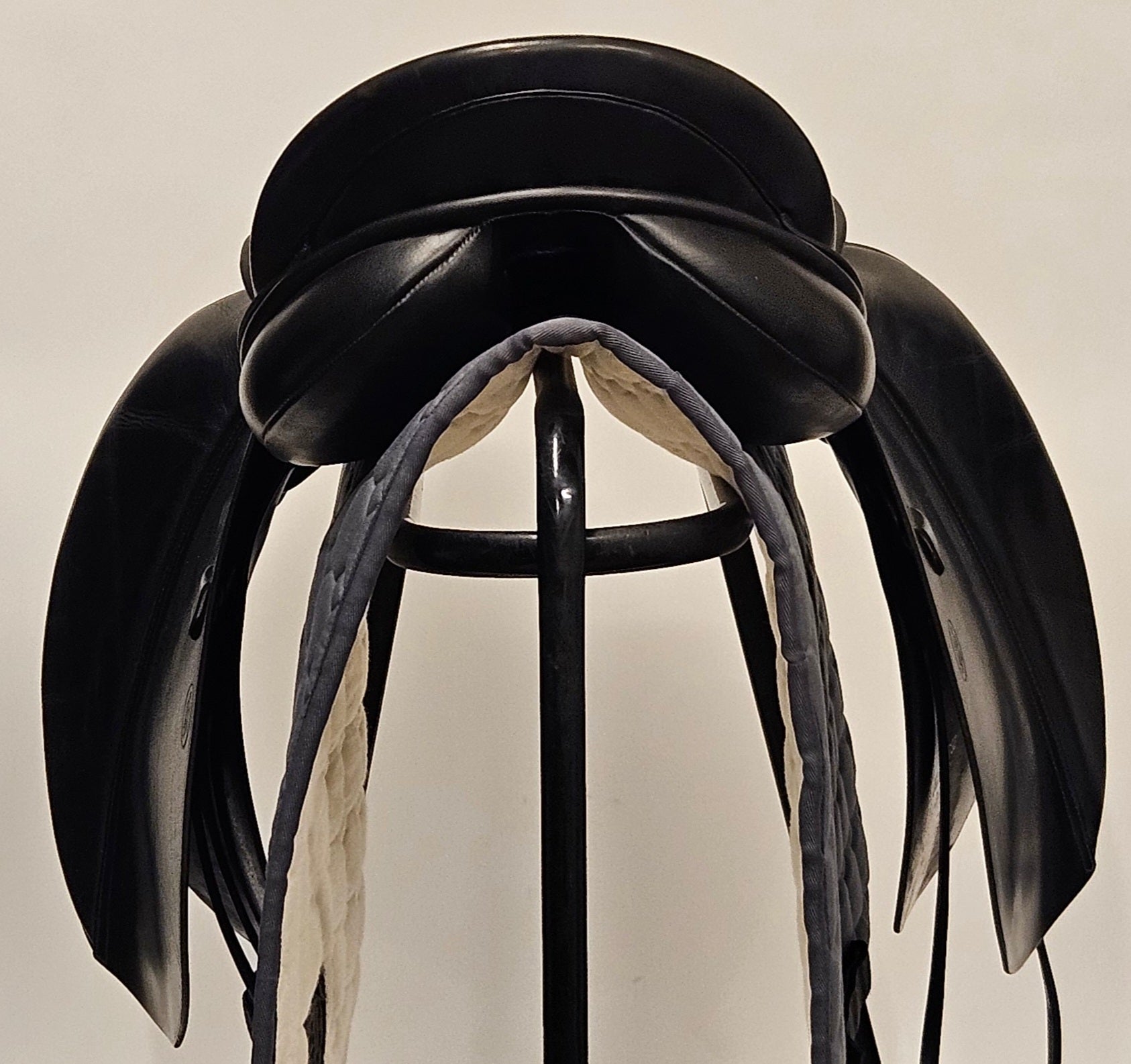 Jeremy Rudge Dressyrsadel 17"/W
