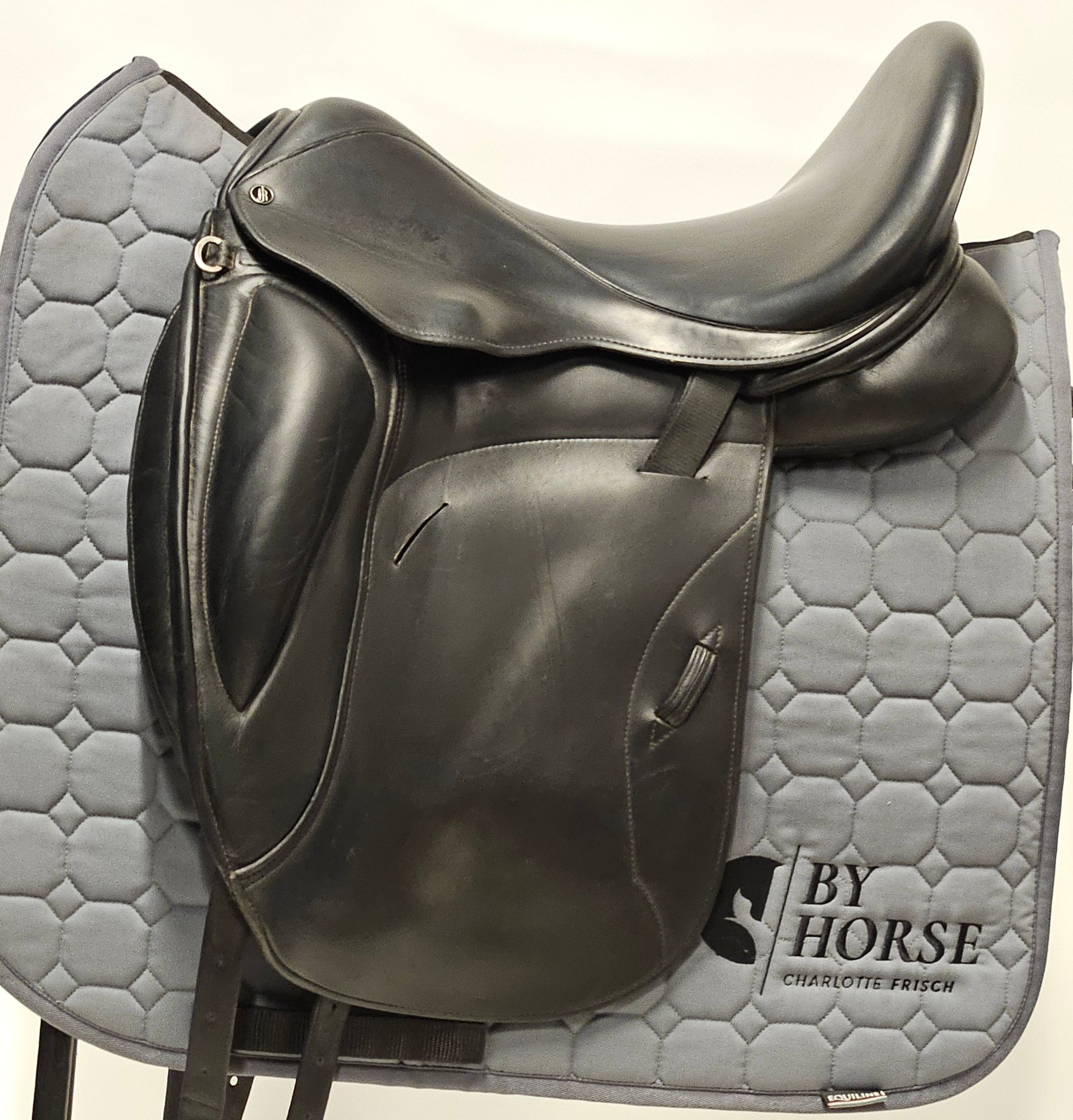 Jeremy Rudge Contour Dressyrsadel 17"/W