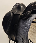 Ladda upp bild till gallerivisning, Prestige x-Helen Dressyrsadel 17&quot;/31
