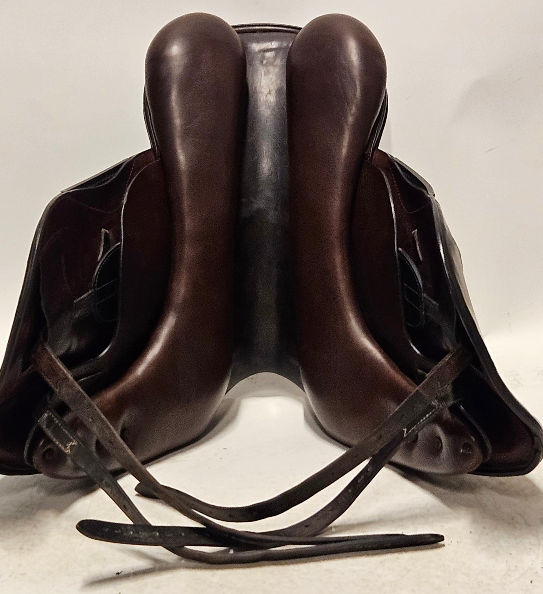 Equiline Contest Dressyrsadel 17"/MW