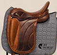 Load image into Gallery viewer, Albion Platinum Revelation MKII Dressyrsadel 17"/XW
