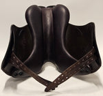 Ladda upp bild till gallerivisning, Equipe Olympia Dressyrsadel 17&quot;/+1
