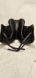 Load image into Gallery viewer, Childeric DFI Dressyrsadel 17"/MW
