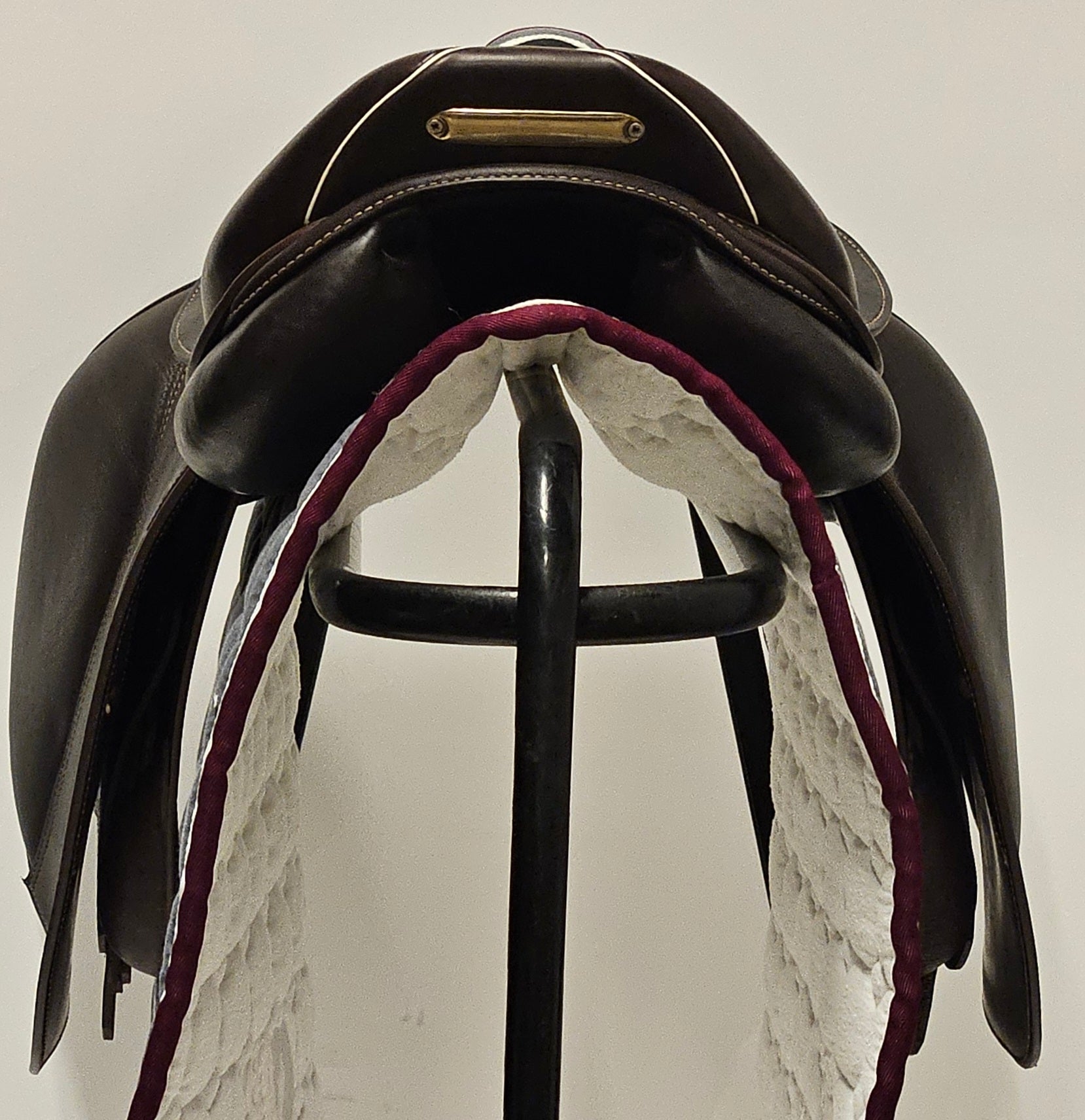 Prestige Versailles Hoppsadel 17"/34 (omvärmningsbar)