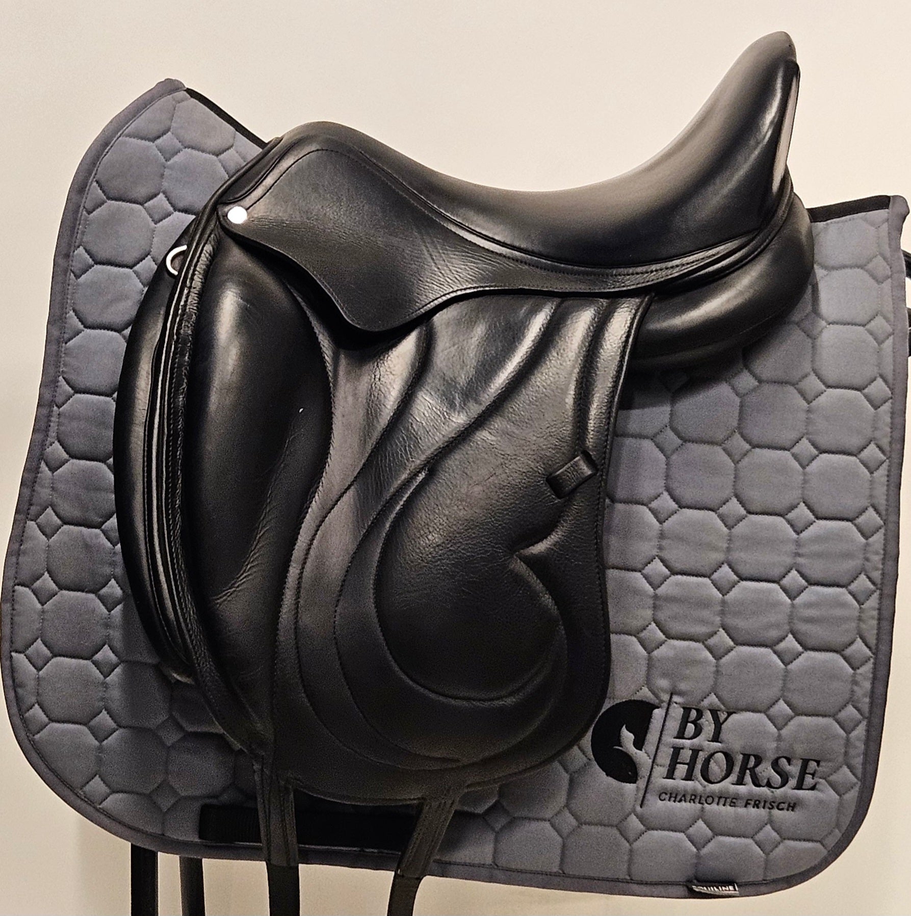 Antares Cadence Dressyrsadel 17"/ MW