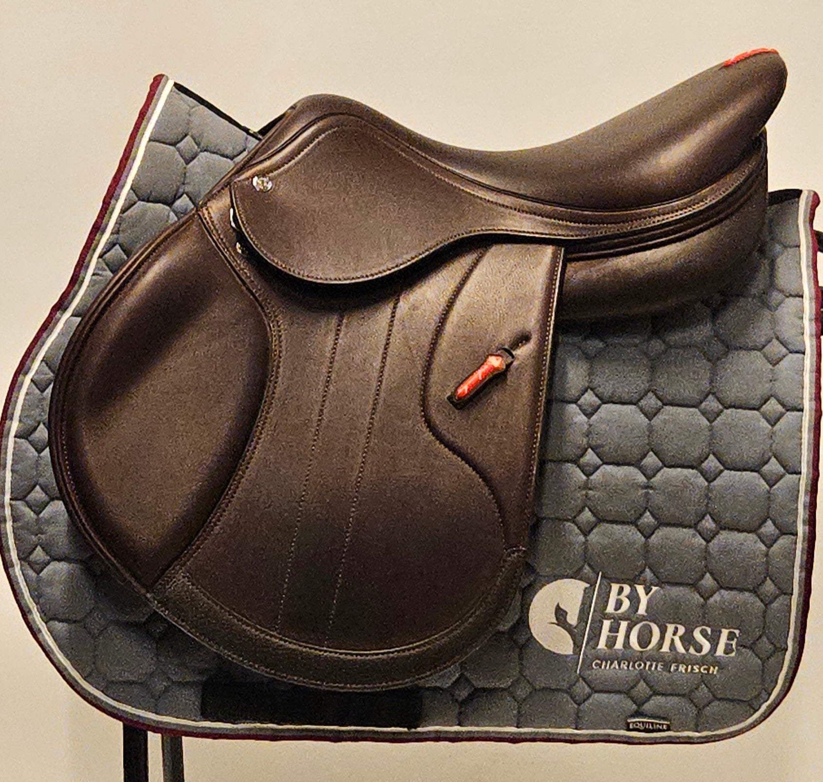 Equipe Boulevard Hoppsadel 17"/+1