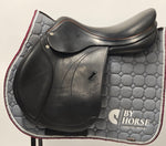 Ladda upp bild till gallerivisning, Equipe Expression Hoppsadel 17"/+1
