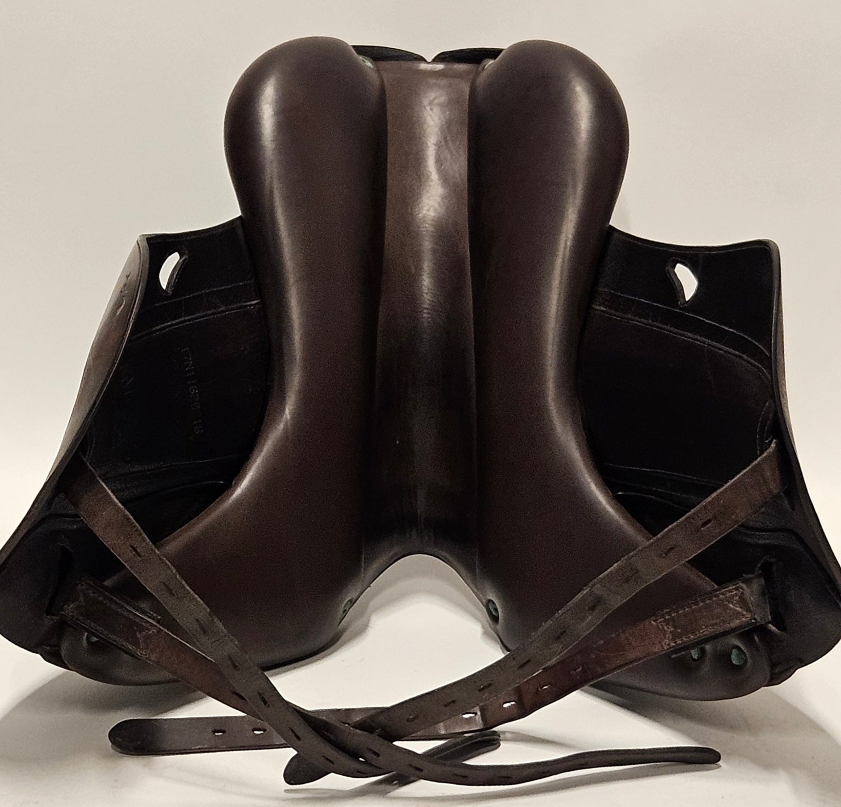 Equipe Emporio Dressyrsadel 17"/+1