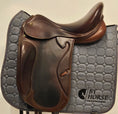 Load image into Gallery viewer, Prestige x-Optimax dressyrsadel 17"/35

