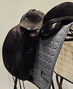 Ladda upp bild till gallerivisning, Albion Platinum Dressyrsadel 17,5&quot;/W
