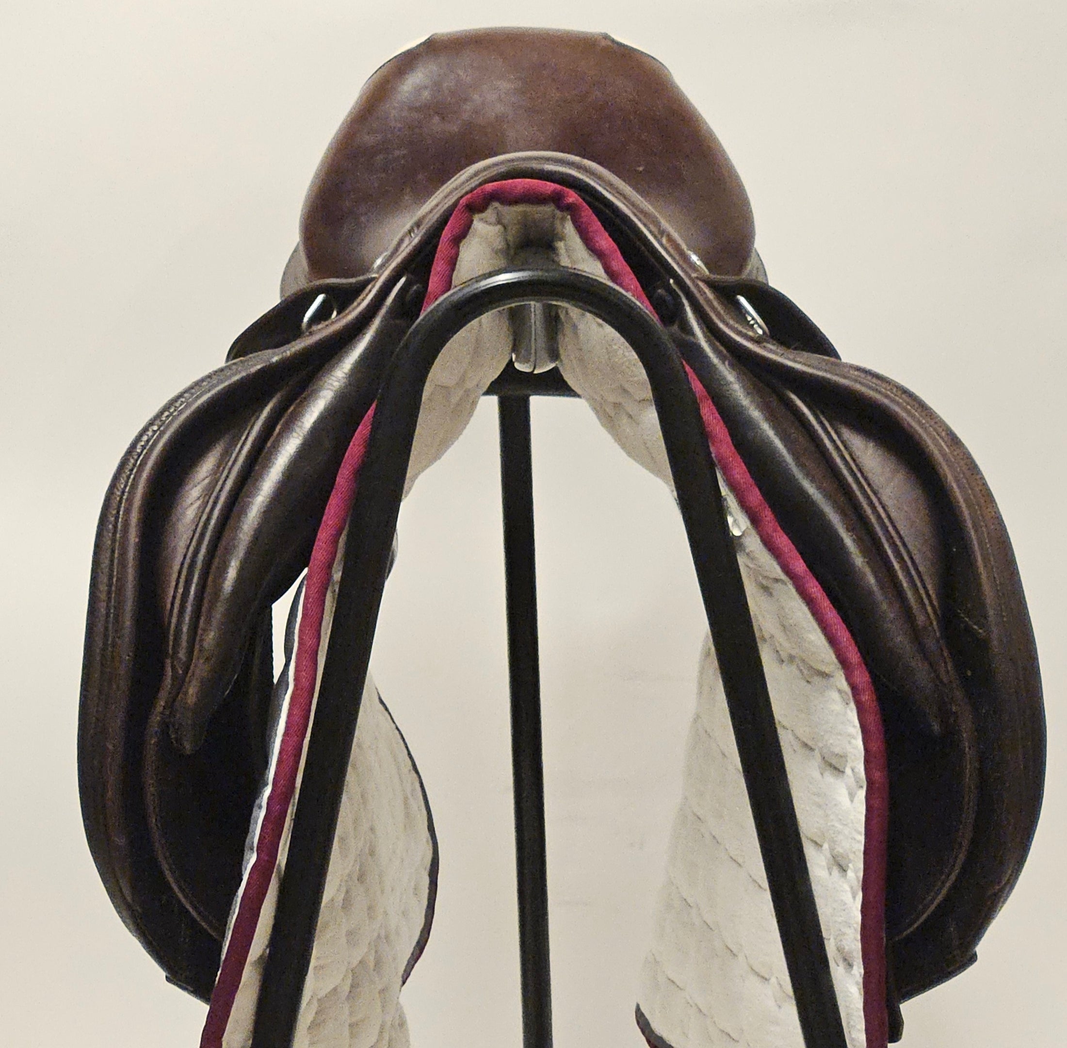 Prestige Michel Robert Hoppsadel 17"/34