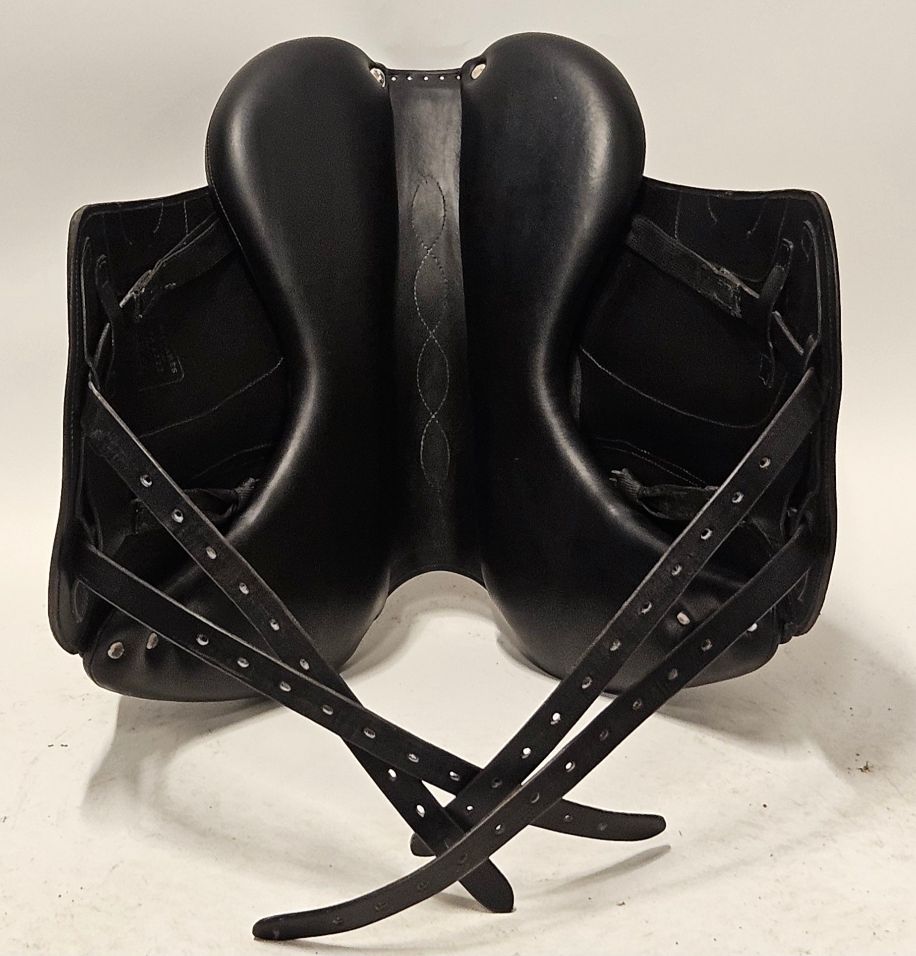 Antares Tempo Dressyrsadel 17/M