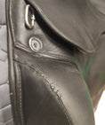 Load image into Gallery viewer, Prestige D2 Zero Dressyrsadel 17"/M
