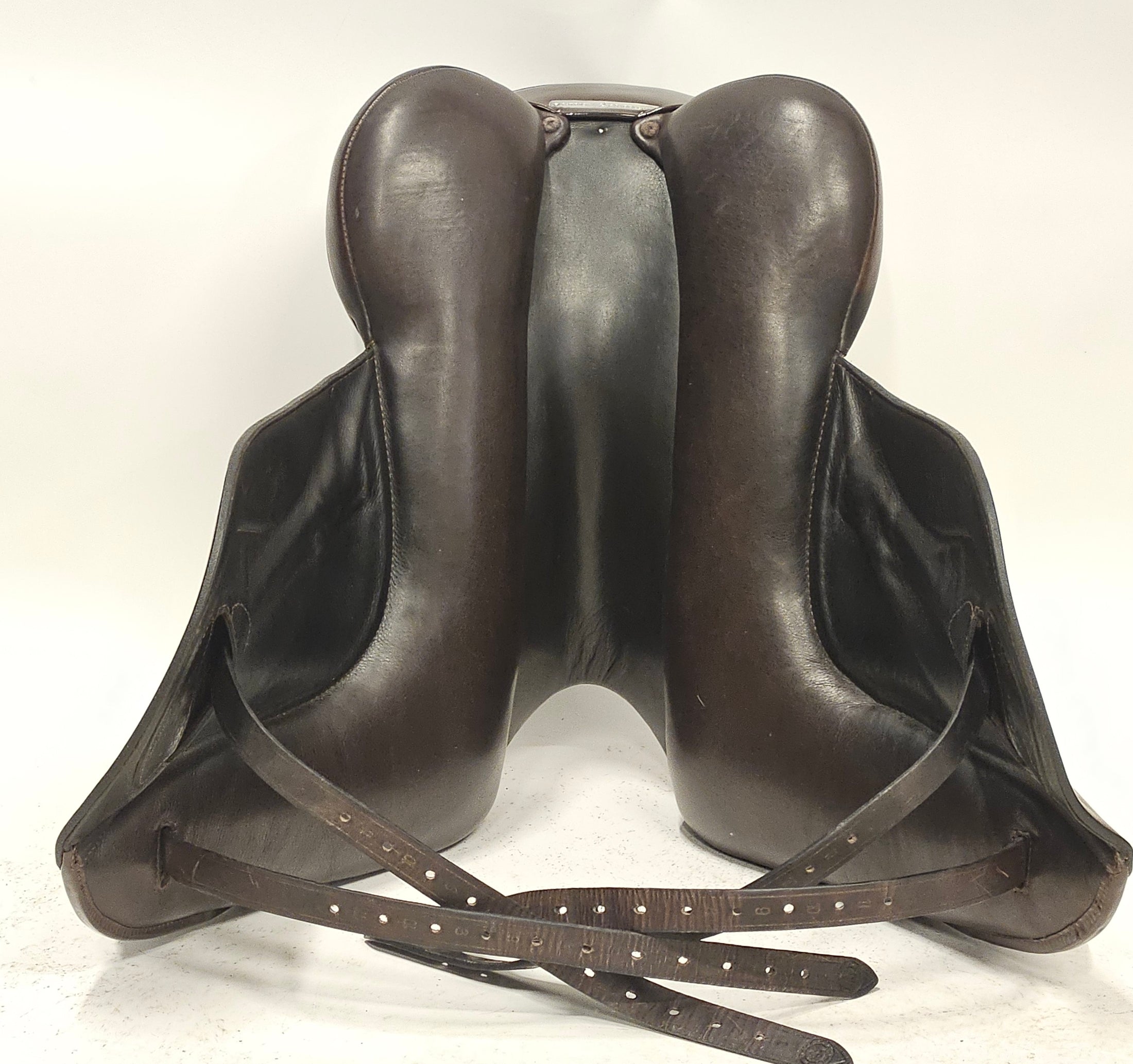 Patrick Saddlery Leggero Dressyrsadel 17,5/M