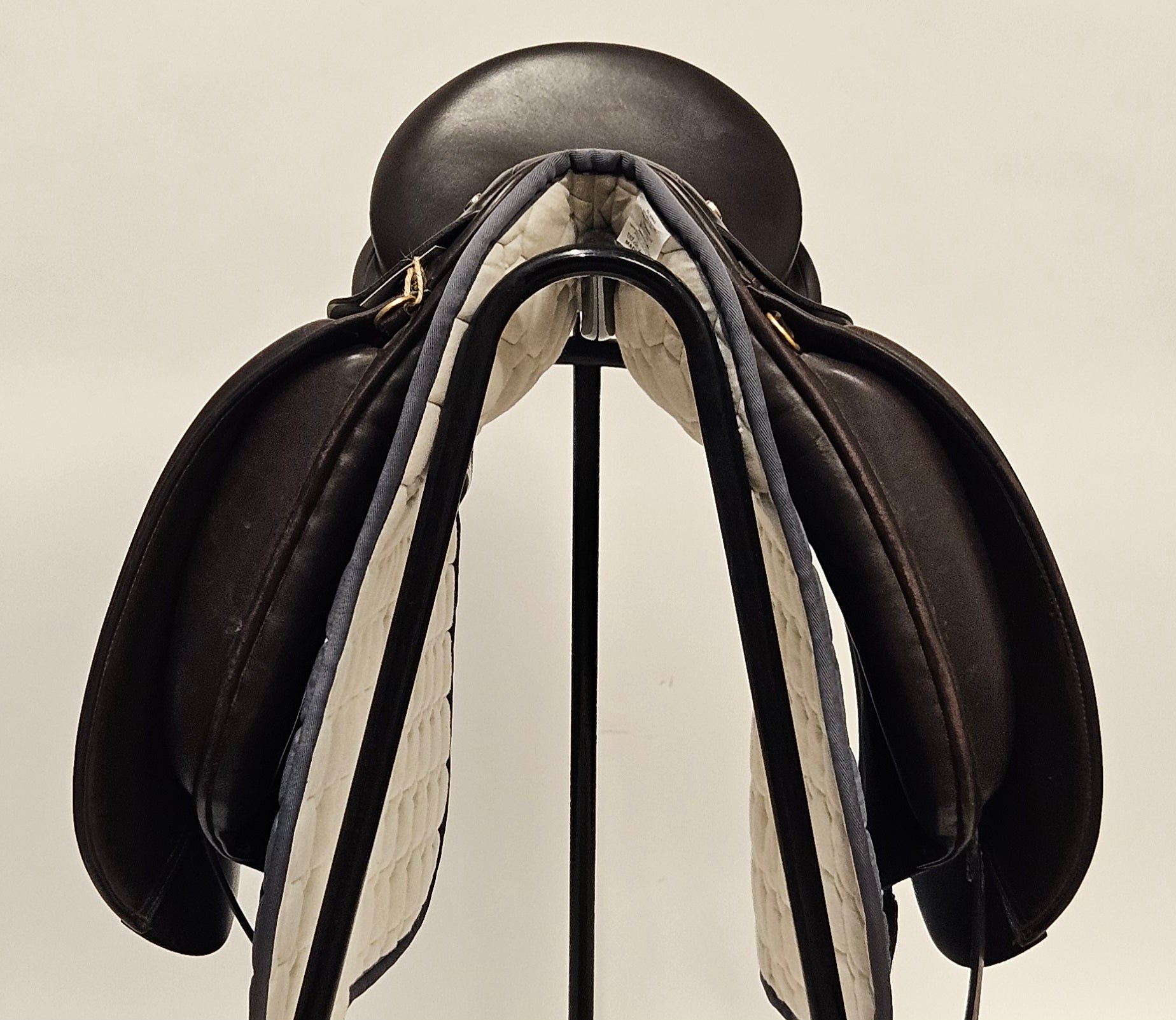 Wellington Elite Dressyrsadel 17"/M