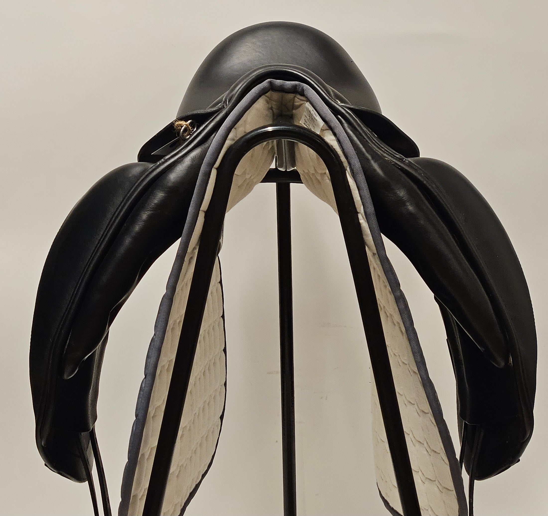 Prestige Venus Dressyrsadel 17"/33