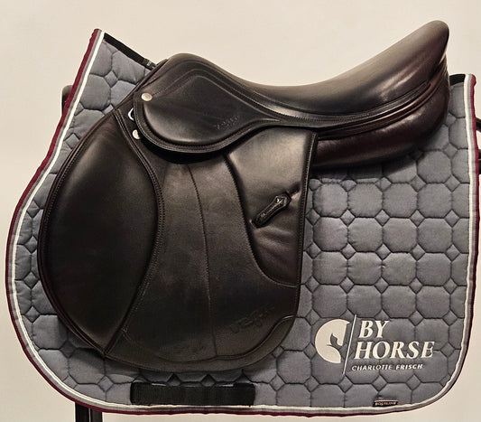 Amerigo Vega Hoppsadel 17"/+1,5