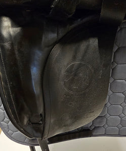 Anatomica Cygnus G3 Dressyrsadel 18"/M