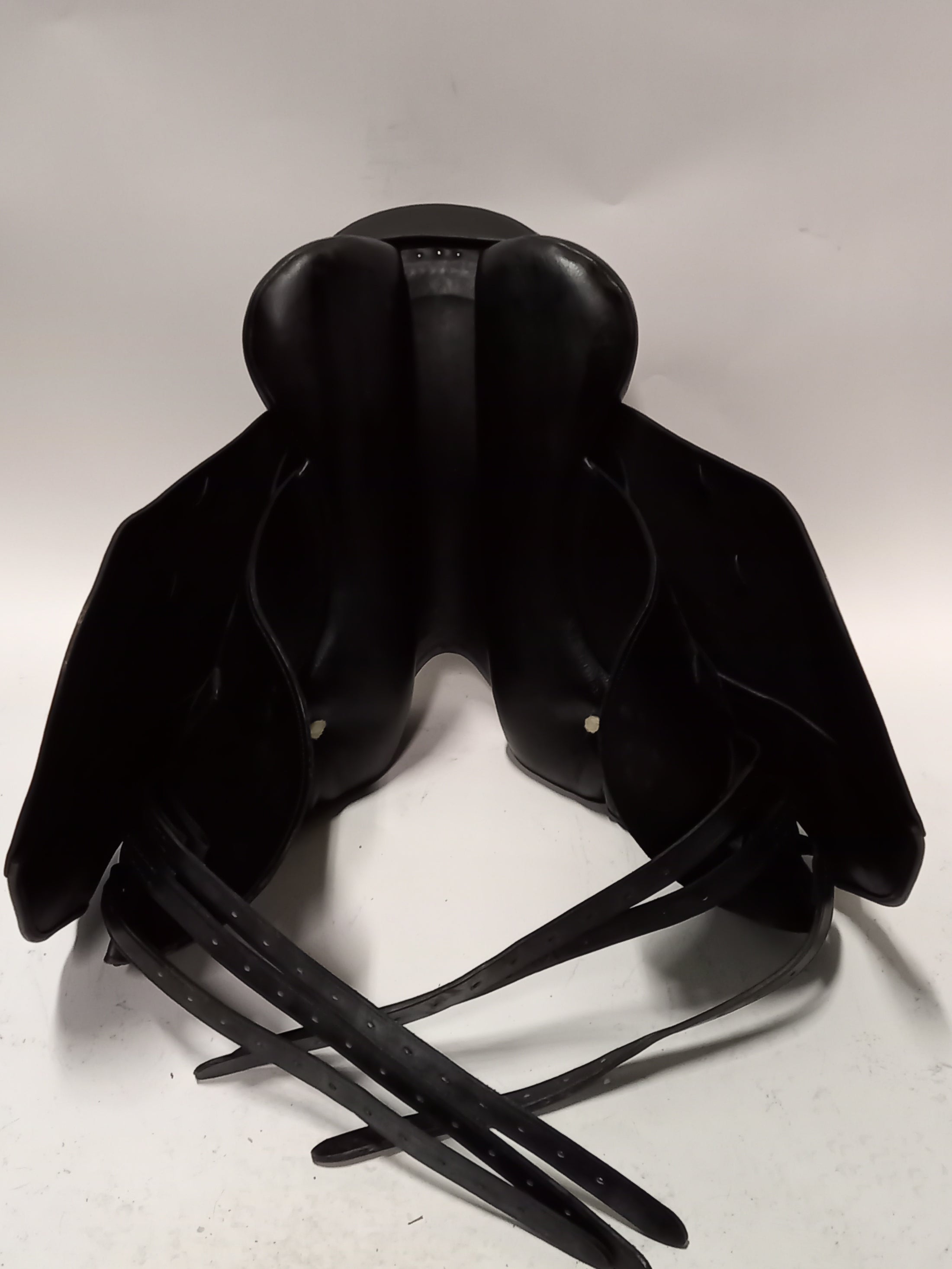 Albion Platinum SLK Dressyrsadel 17"/M