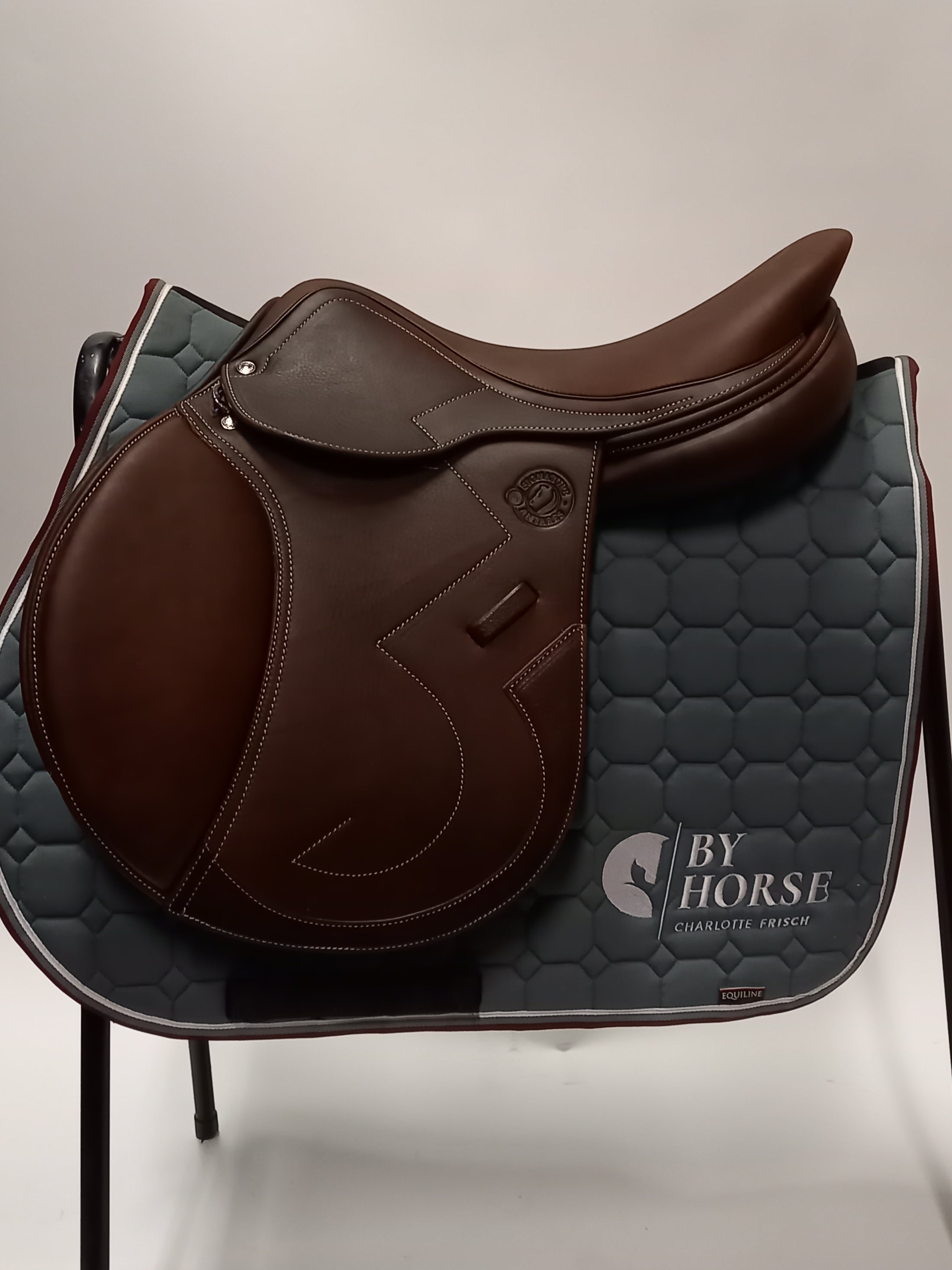 Antares Signature Hoppsadel 17,5"/M