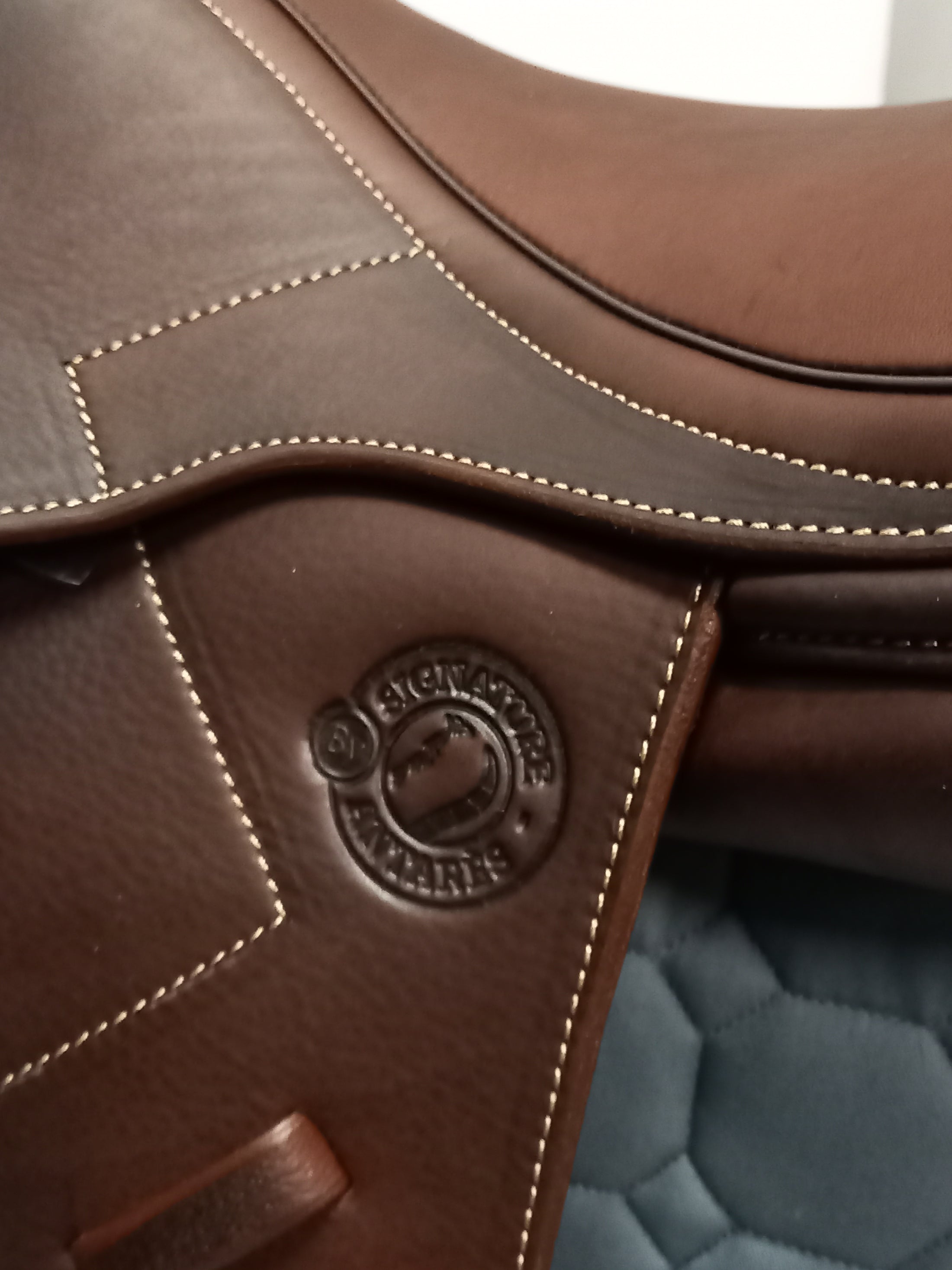 Antares Signature Hoppsadel 17,5"/M