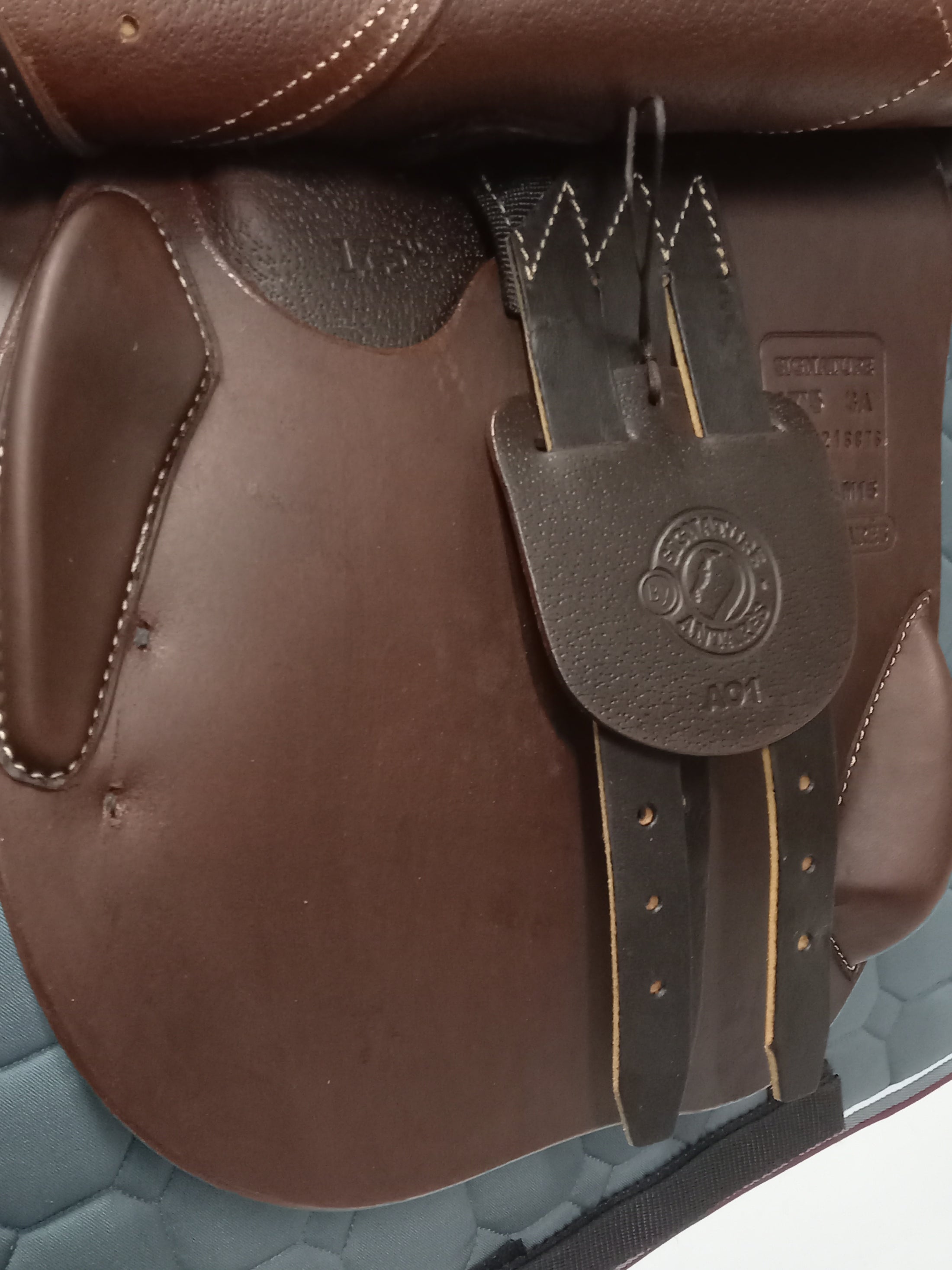 Antares Signature Hoppsadel 17,5"/M