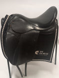 Load image into Gallery viewer, Santa Cruz Arthur Kottas Dressyrsadel 17"/W
