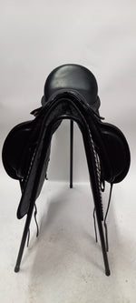 Ladda upp bild till gallerivisning, Frank Baines Omni Dressyrsadel 17&quot;/M-W

