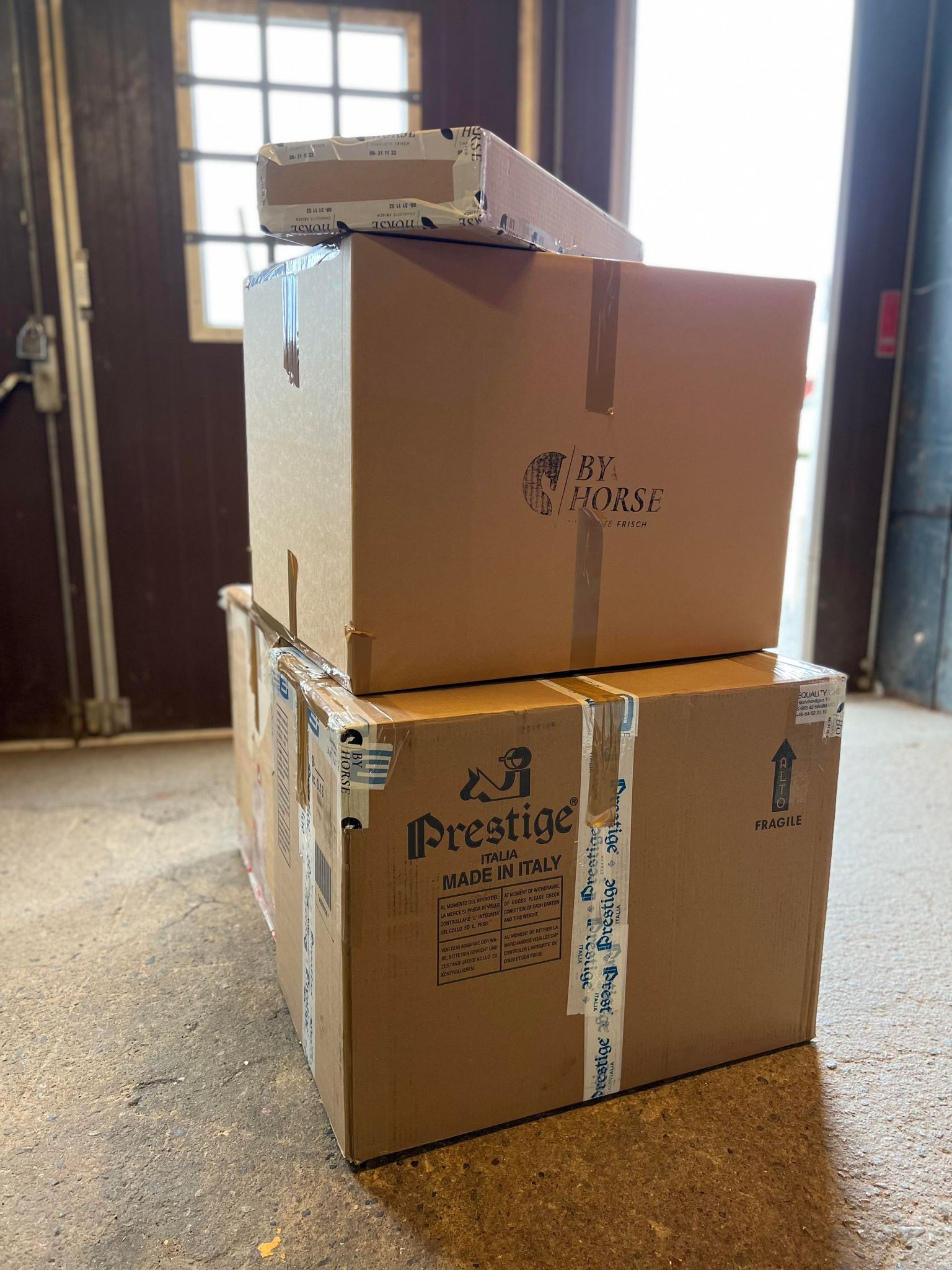 Frakt (retur) av sadel till By Horse för sadel med värde 21 000- 35 000kr